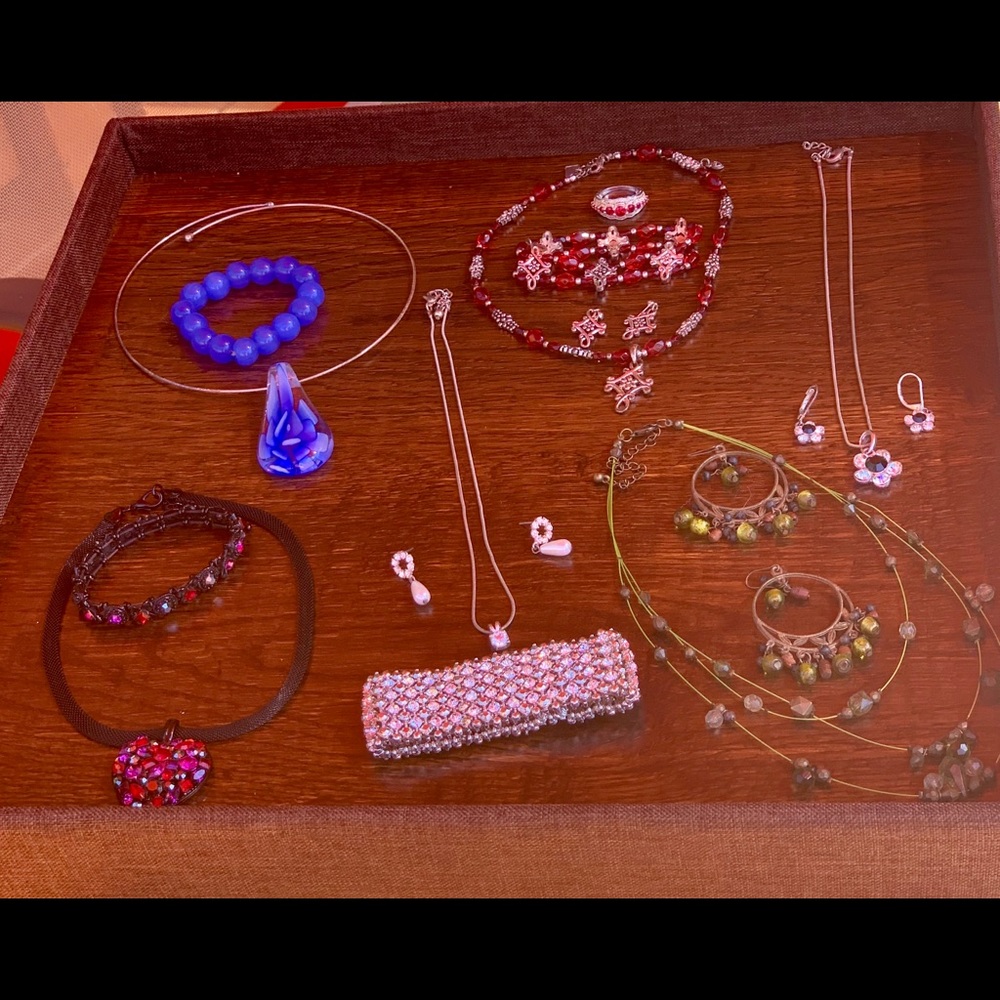 ❤️Beautiful set of 6 jewelry ensembles!❤️
